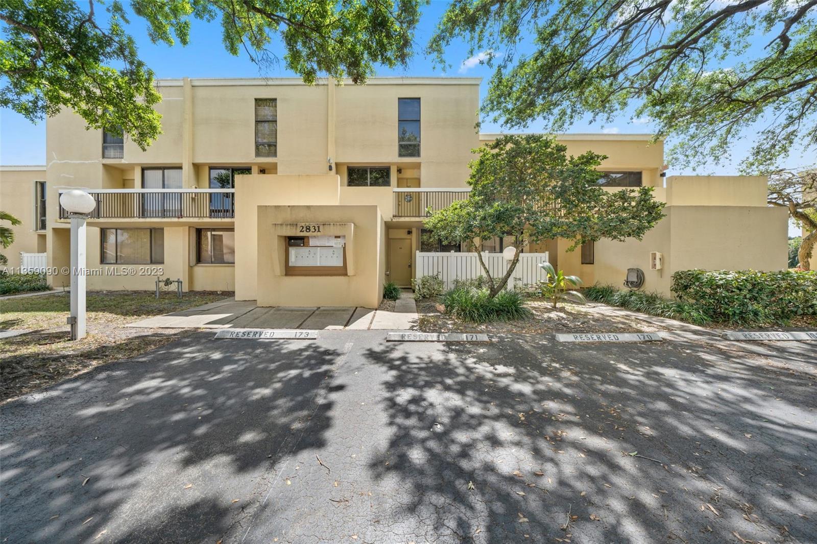 Photo of 2831 SW 87th Ave #703 in Davie, FL