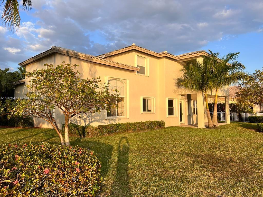Photo of 1840 NW 168th Ave in Pembroke Pines, FL