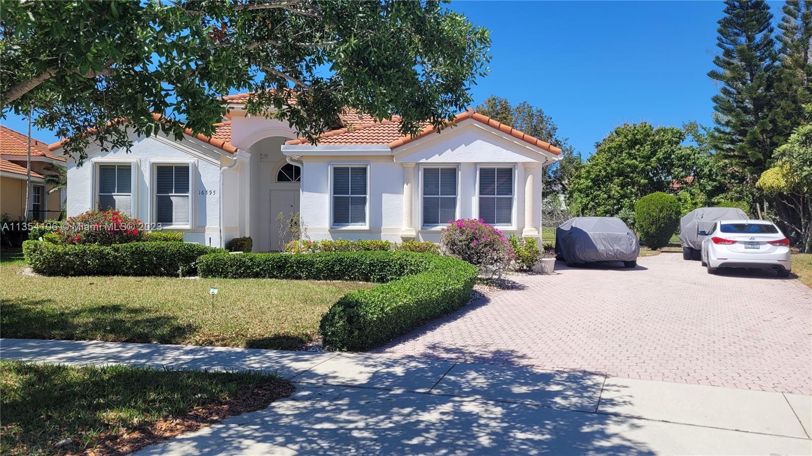 Photo of 16595 NW 16th St in Pembroke Pines, FL