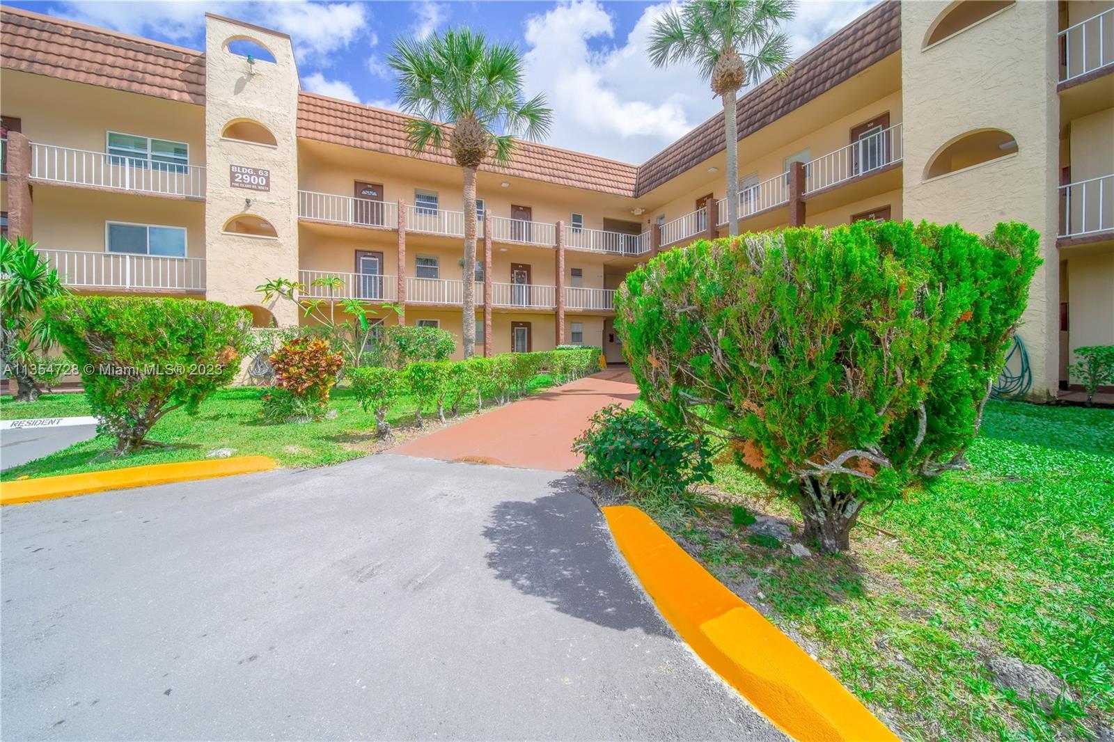 Photo of 2900 N Pine Island Rd #105 in Sunrise, FL