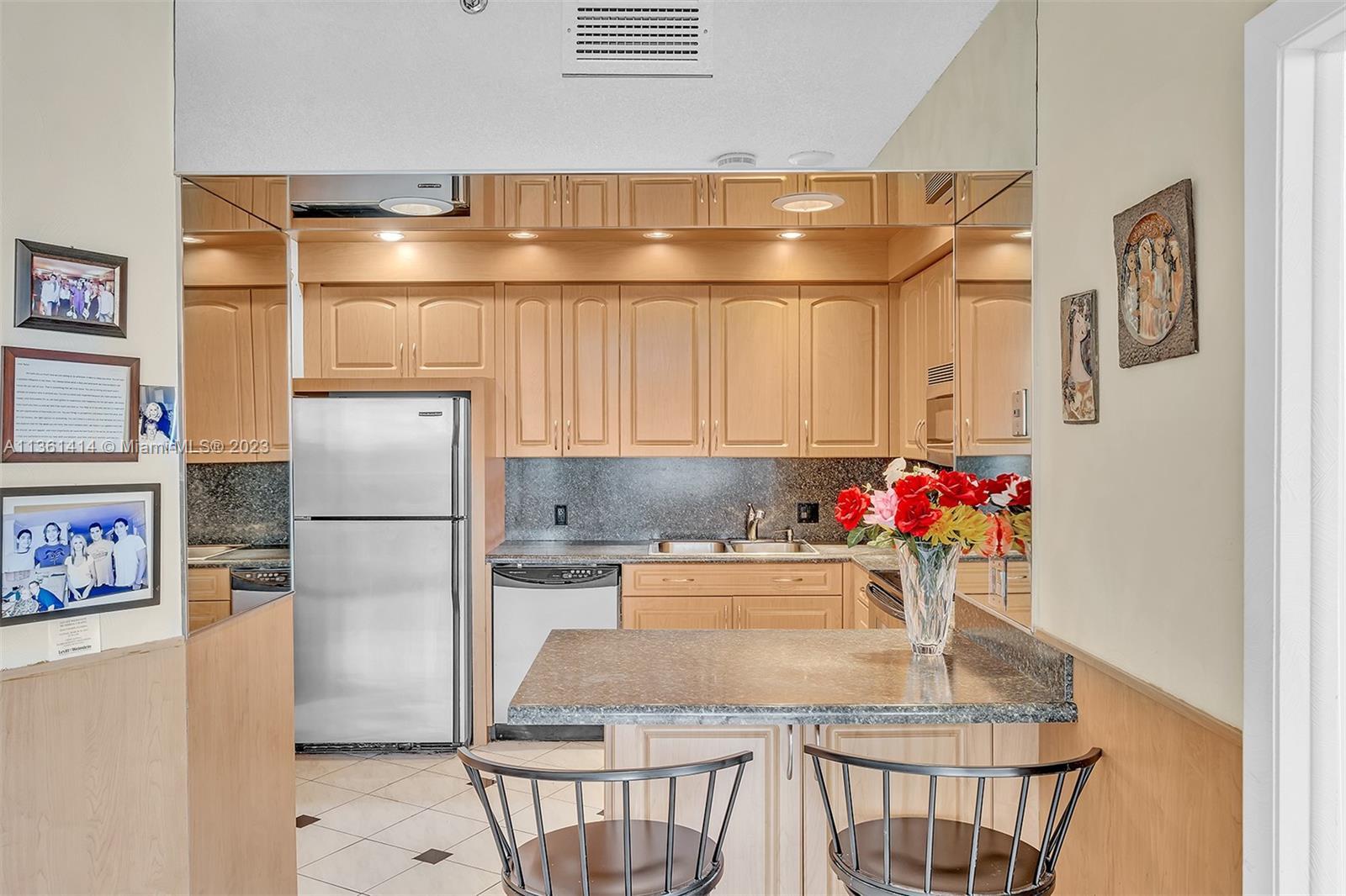 Photo of 20281 E Country Club Dr #305 in Aventura, FL