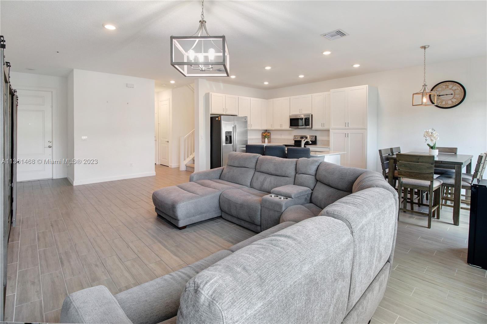 Photo of 4858 Navali Dr in Lake Worth, FL
