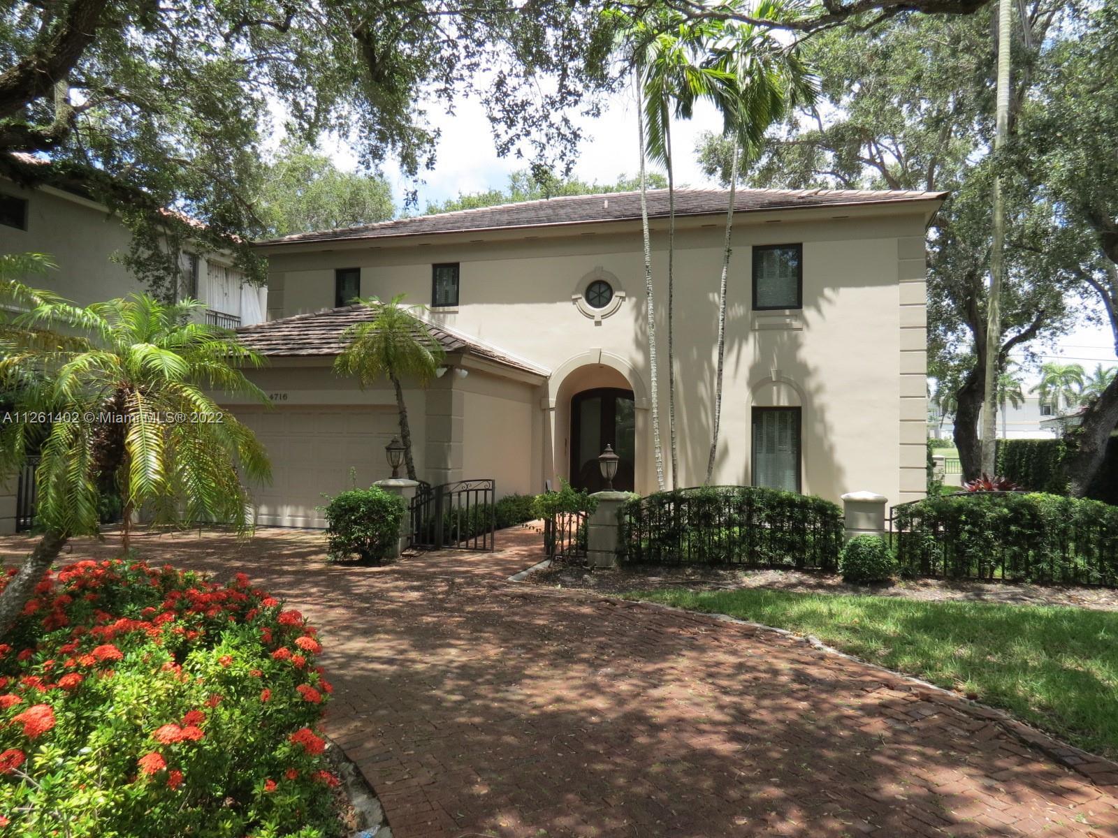 Photo of 4716 University Dr in Coral Gables, FL