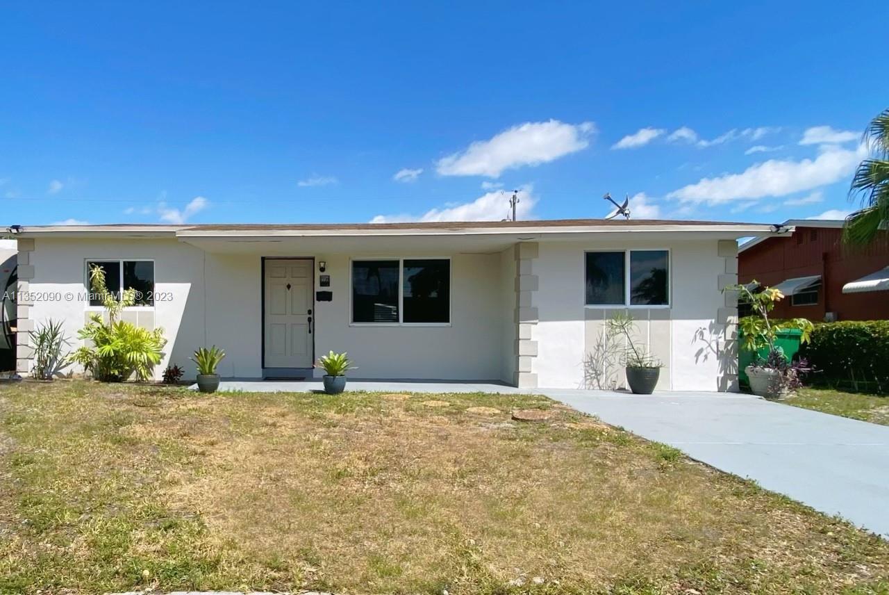 Photo of 7731 NW 32 St in Davie, FL