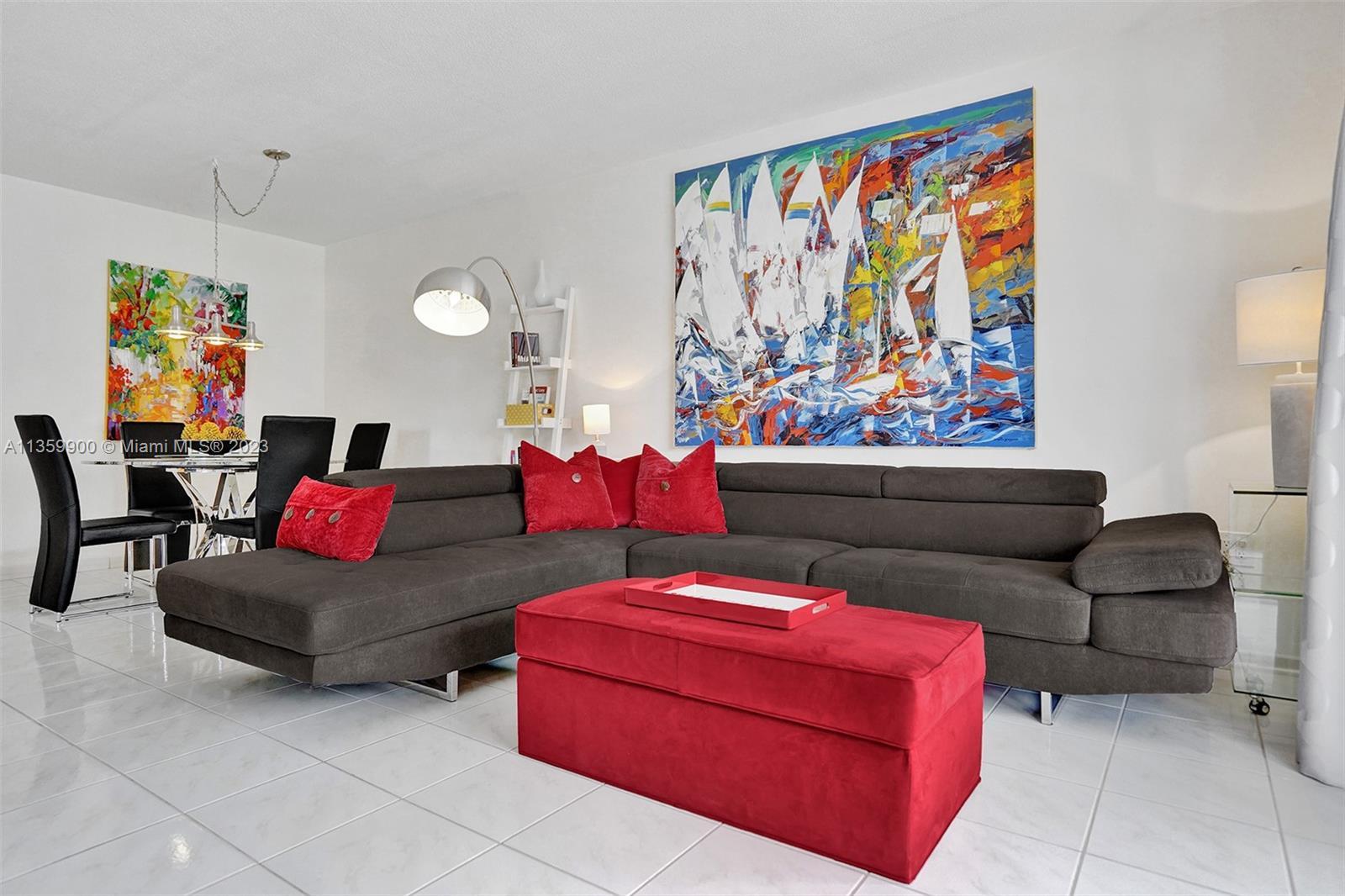 Photo of 17050 NE 14th Ave #214 in North Miami Beach, FL