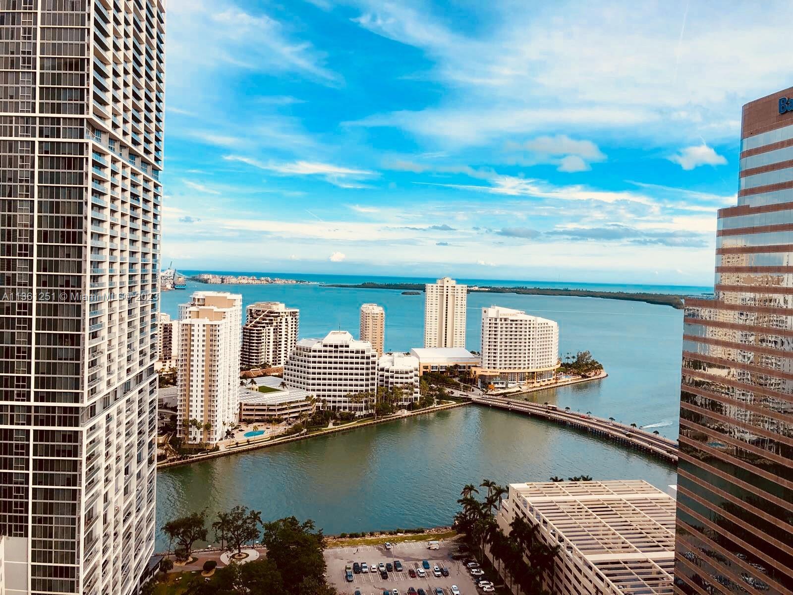 Photo of 500 Brickell Ave #3402 in Miami, FL