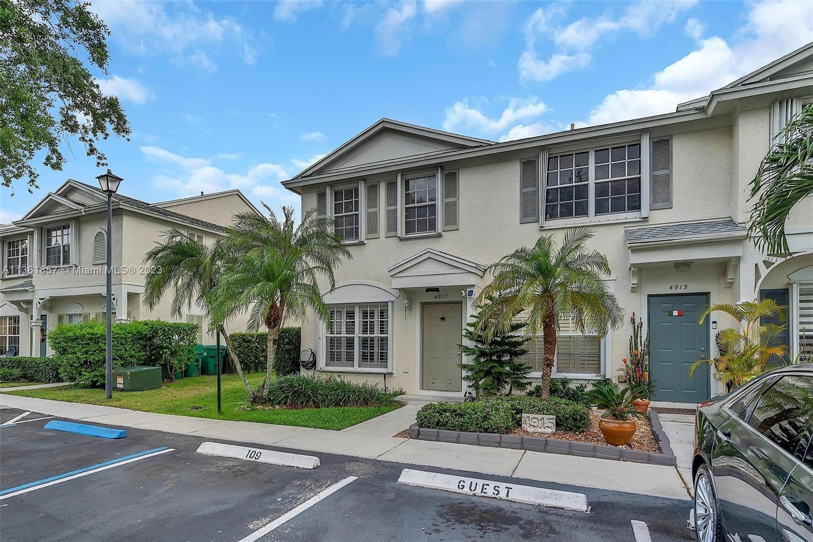 Photo of 4917 SW 31st Ter #109 in Dania Beach, FL