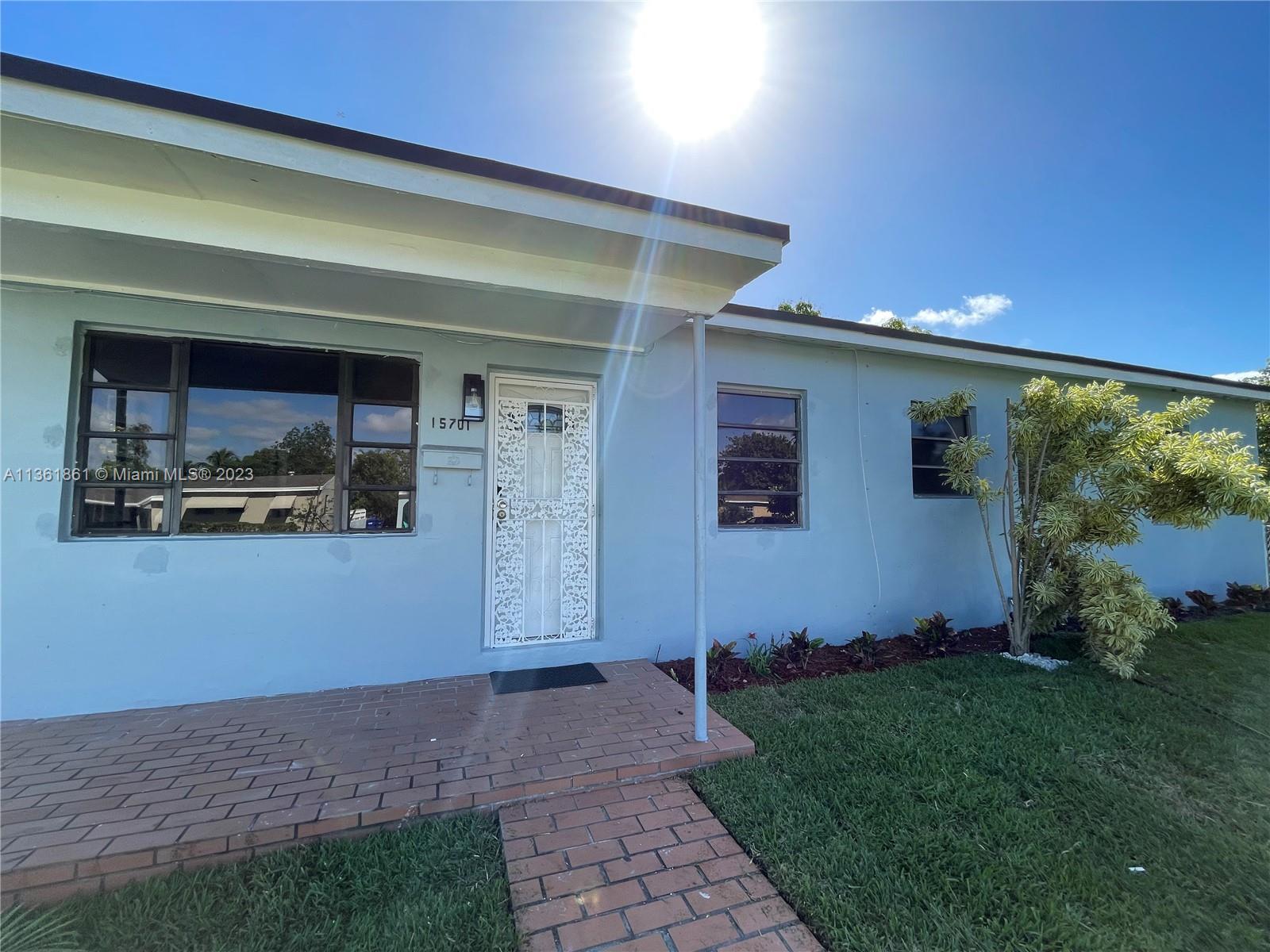 Photo of 15701 NE 15th Ct in North Miami Beach, FL