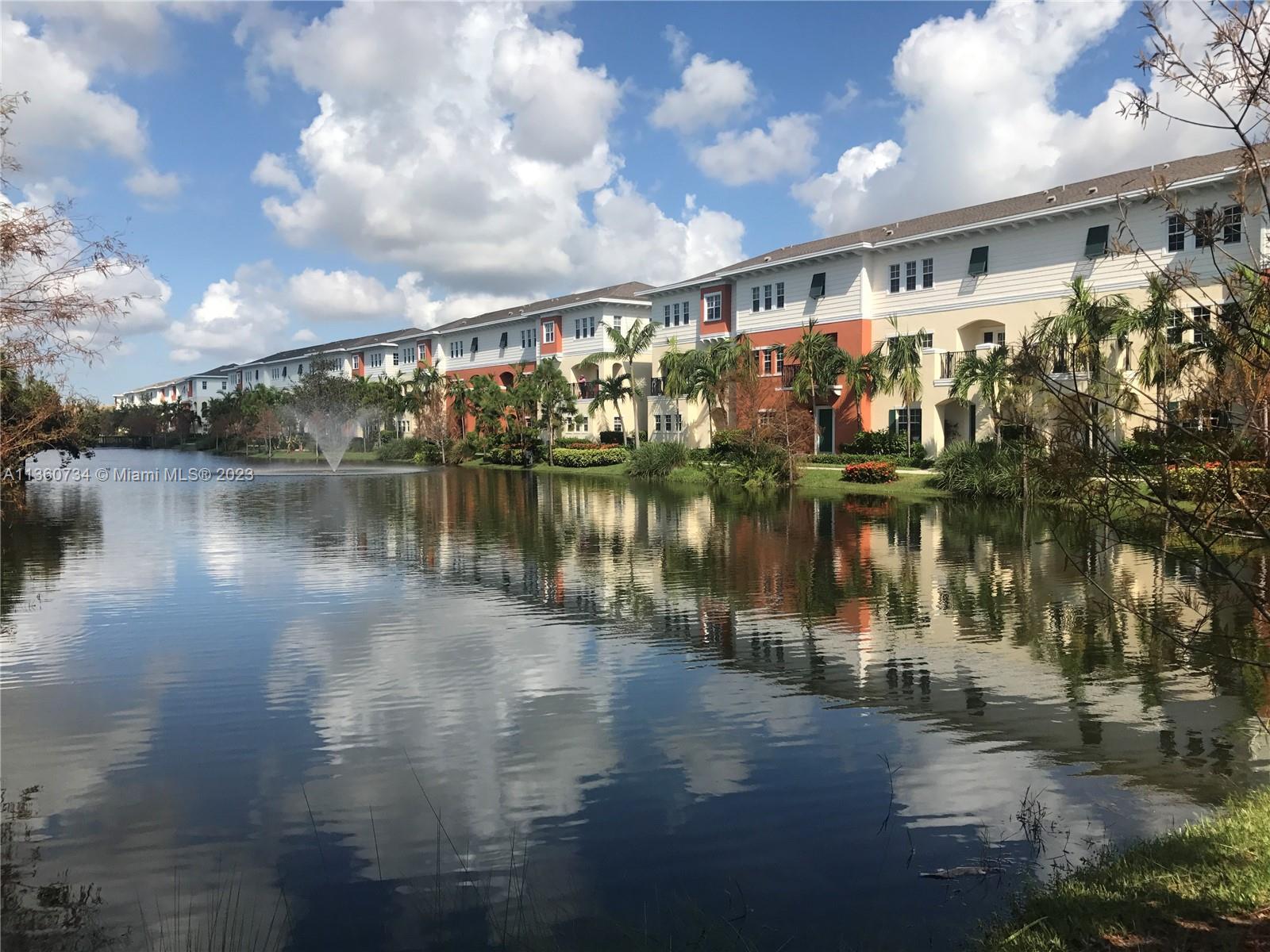 Photo of 705 SW 1st Dr in Pompano Beach, FL