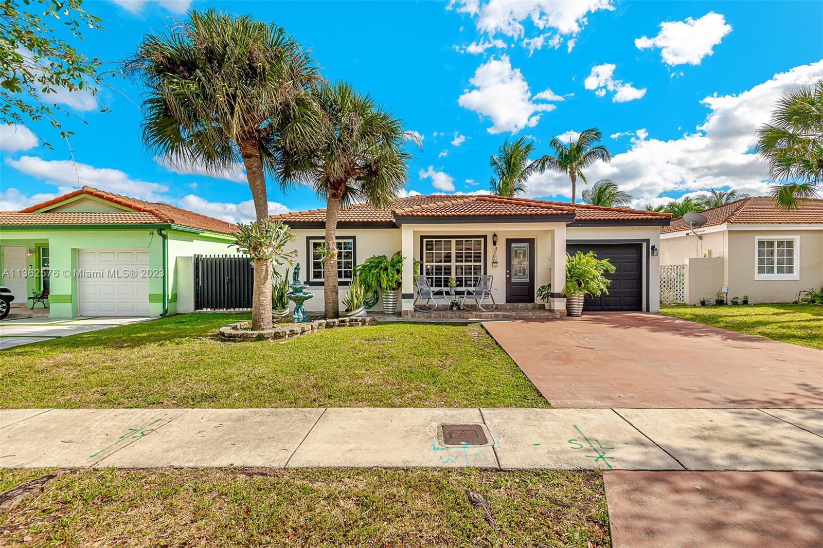 Photo of 9054 NW 190th Ter in Hialeah, FL