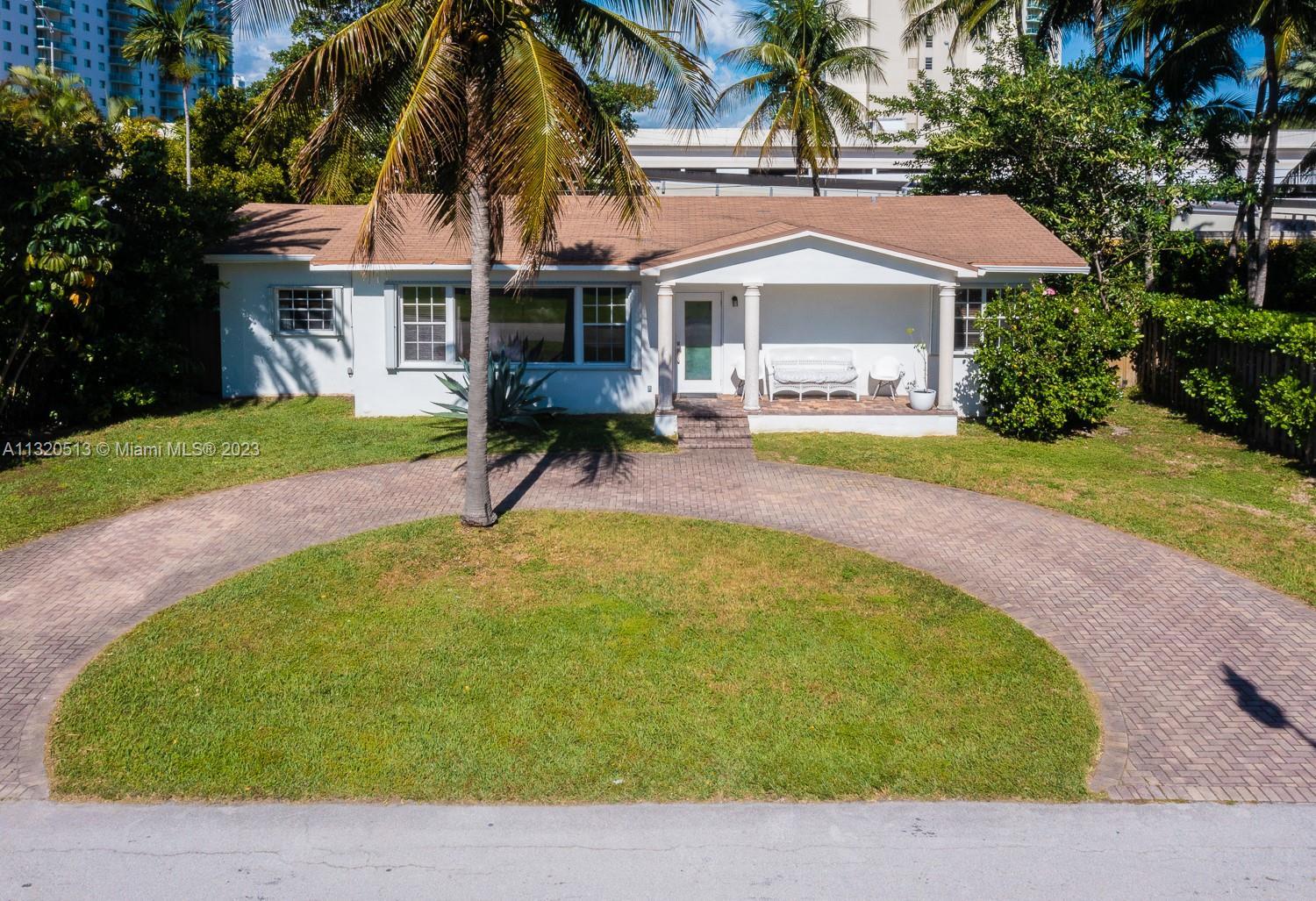 Photo of 225 191st Ter in Sunny Isles Beach, FL