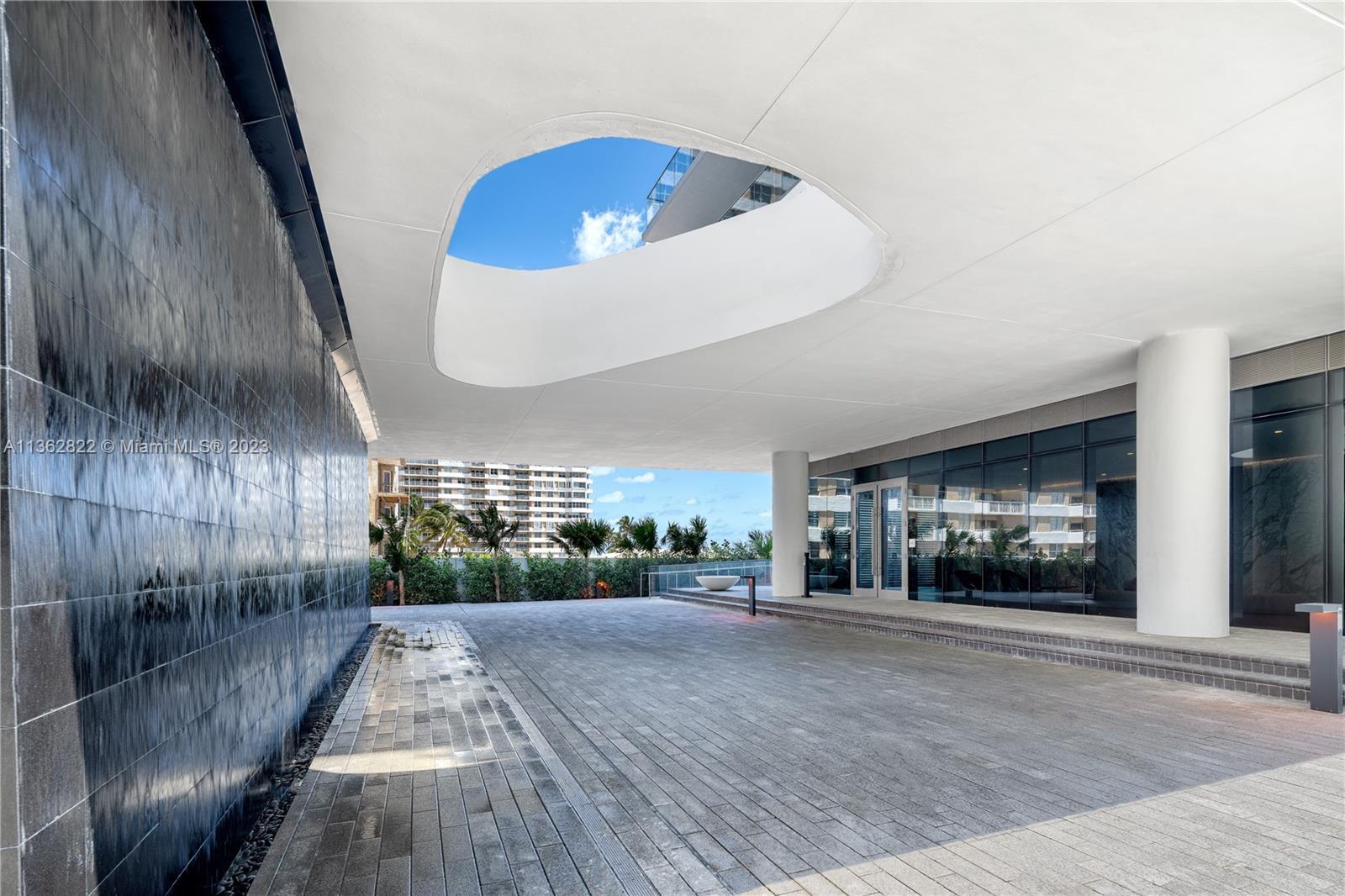 Photo of 2000 S Ocean Dr #11B in Hallandale Beach, FL