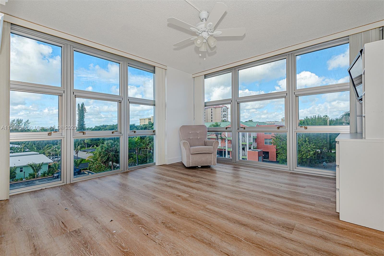 Photo of 531 N Ocean Blvd #401 in Pompano Beach, FL