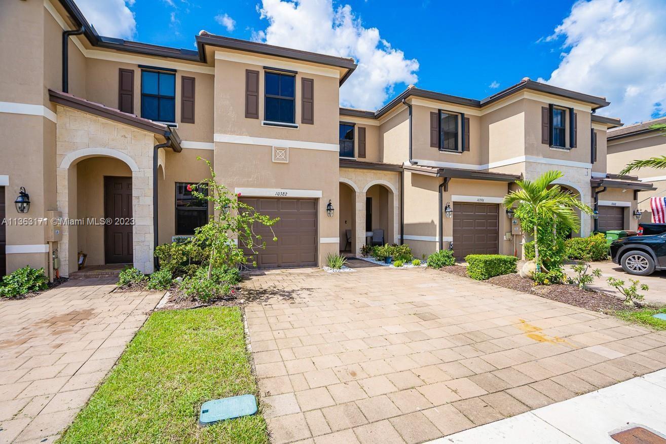 Photo of 10382 W 34th Ln #10382 in Hialeah, FL