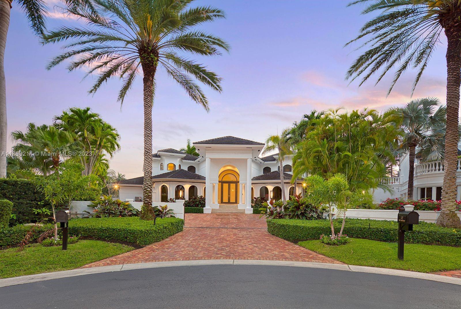 Photo of 550 N Island Dr in Golden Beach, FL