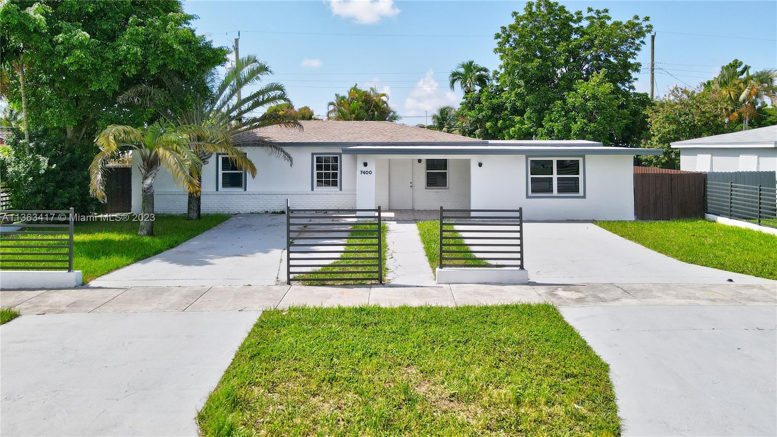 Photo of 7400 SW 37th St in Miami, FL