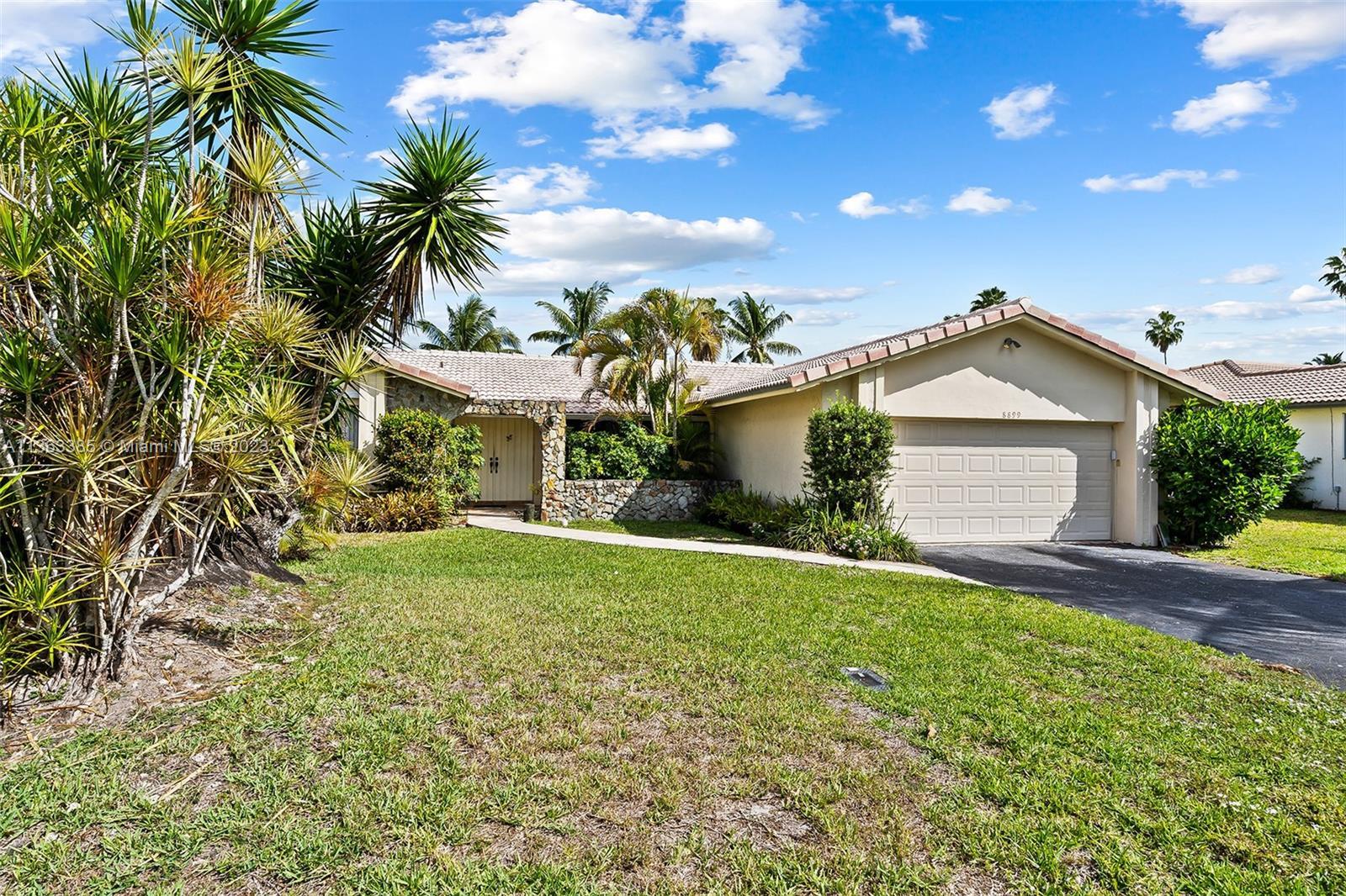 Photo of 8899 NW 1st St in Coral Springs, FL