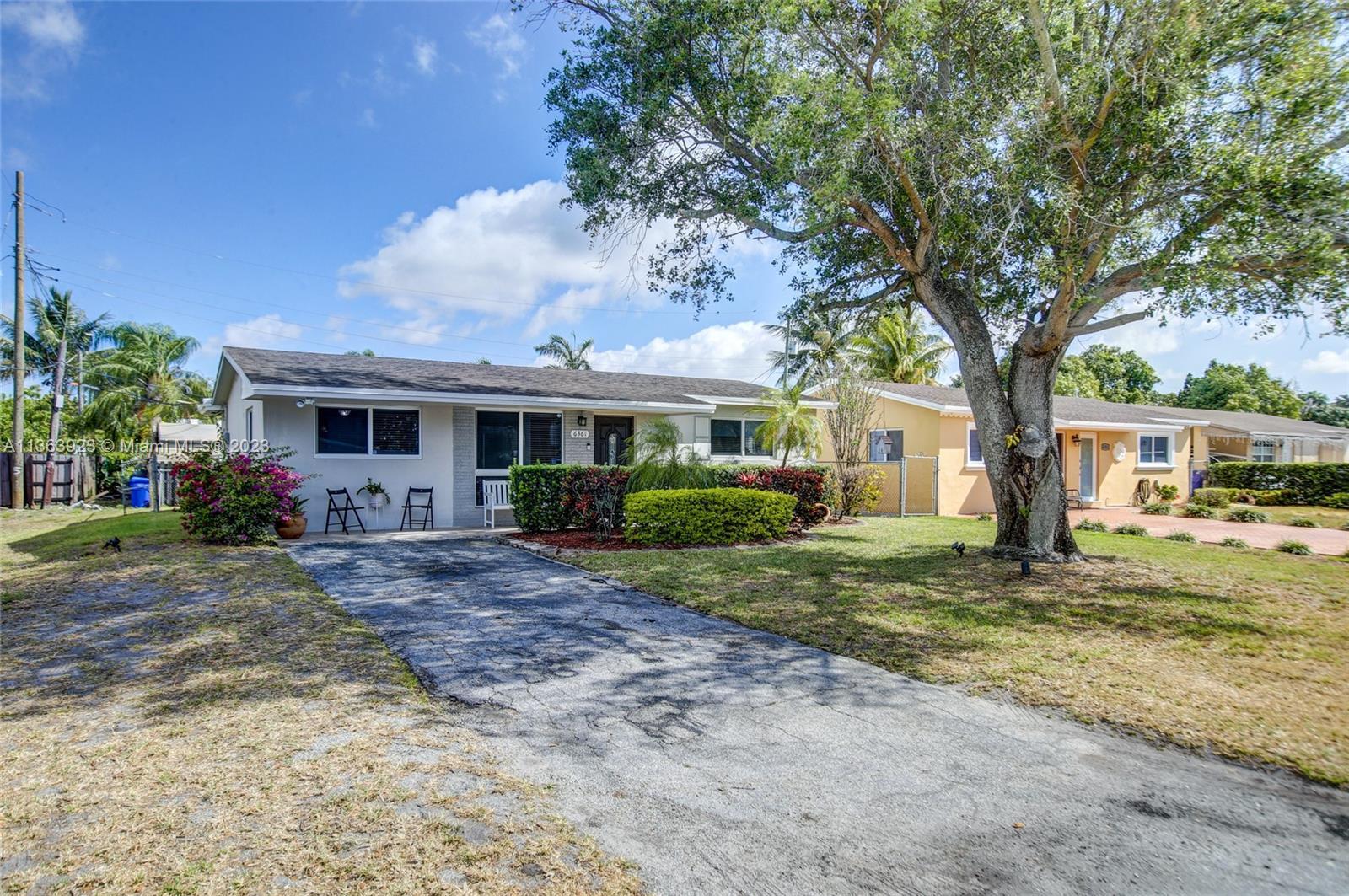 Photo of 6361 Adams St in Hollywood, FL