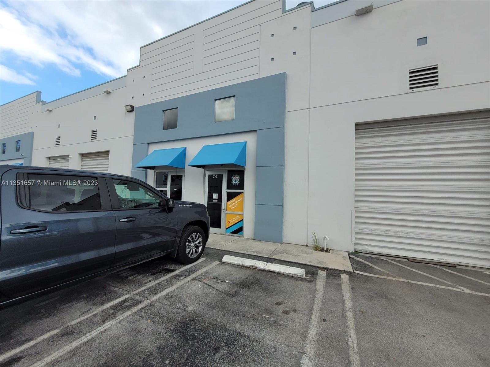 Photo of 2365 NW 70th Ave 2 in Miami, FL