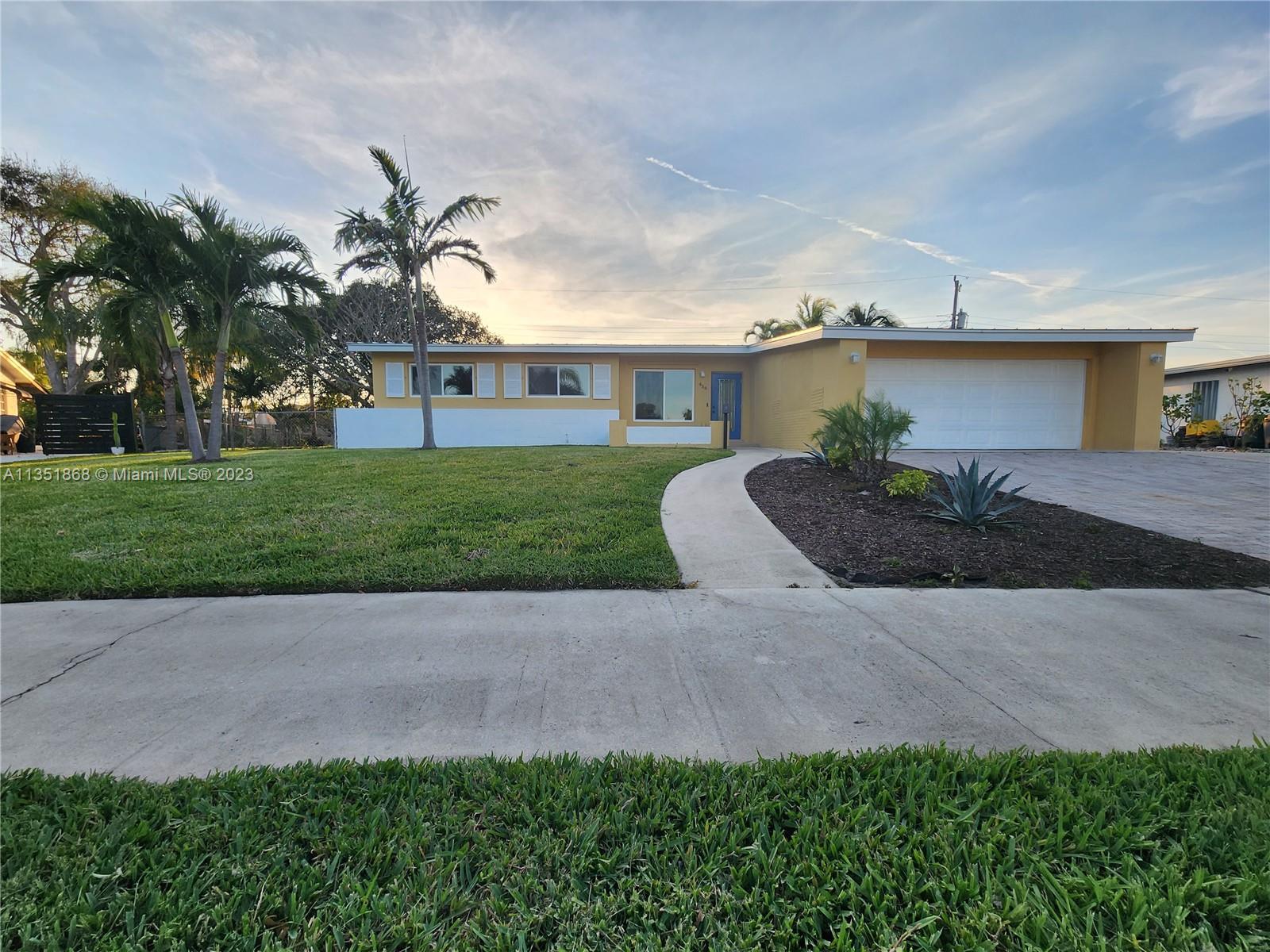 Photo of 436 Gull Ct in North Palm Beach, FL