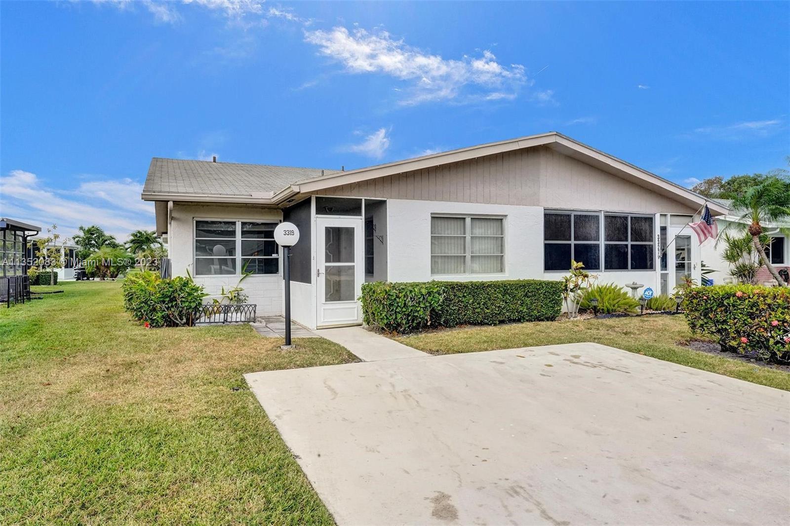 Bright & Airy, 2 Bedroom + Den/Office, 2 Bath ***LAKEFRONT VILLA*** in Sought After Cypress Lakes Go