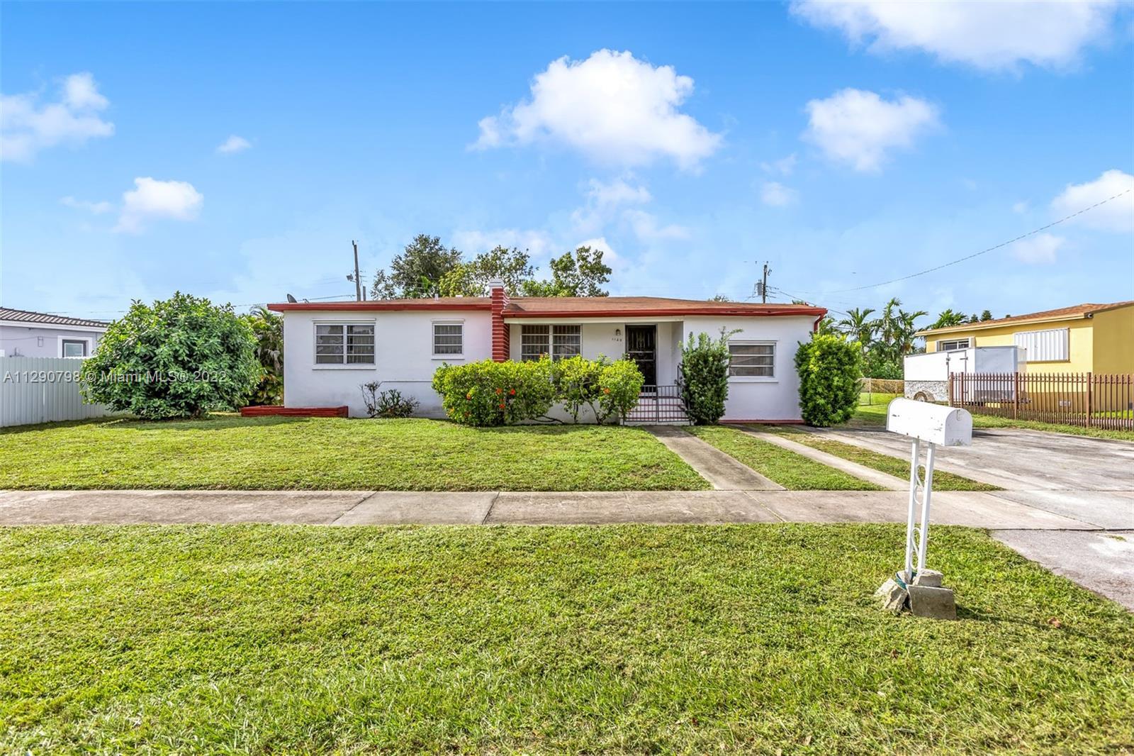 Photo of 1120 NW 89th St in Miami, FL