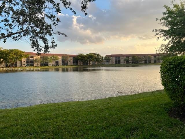 Photo of 13700 SW 11th St #403A in Pembroke Pines, FL