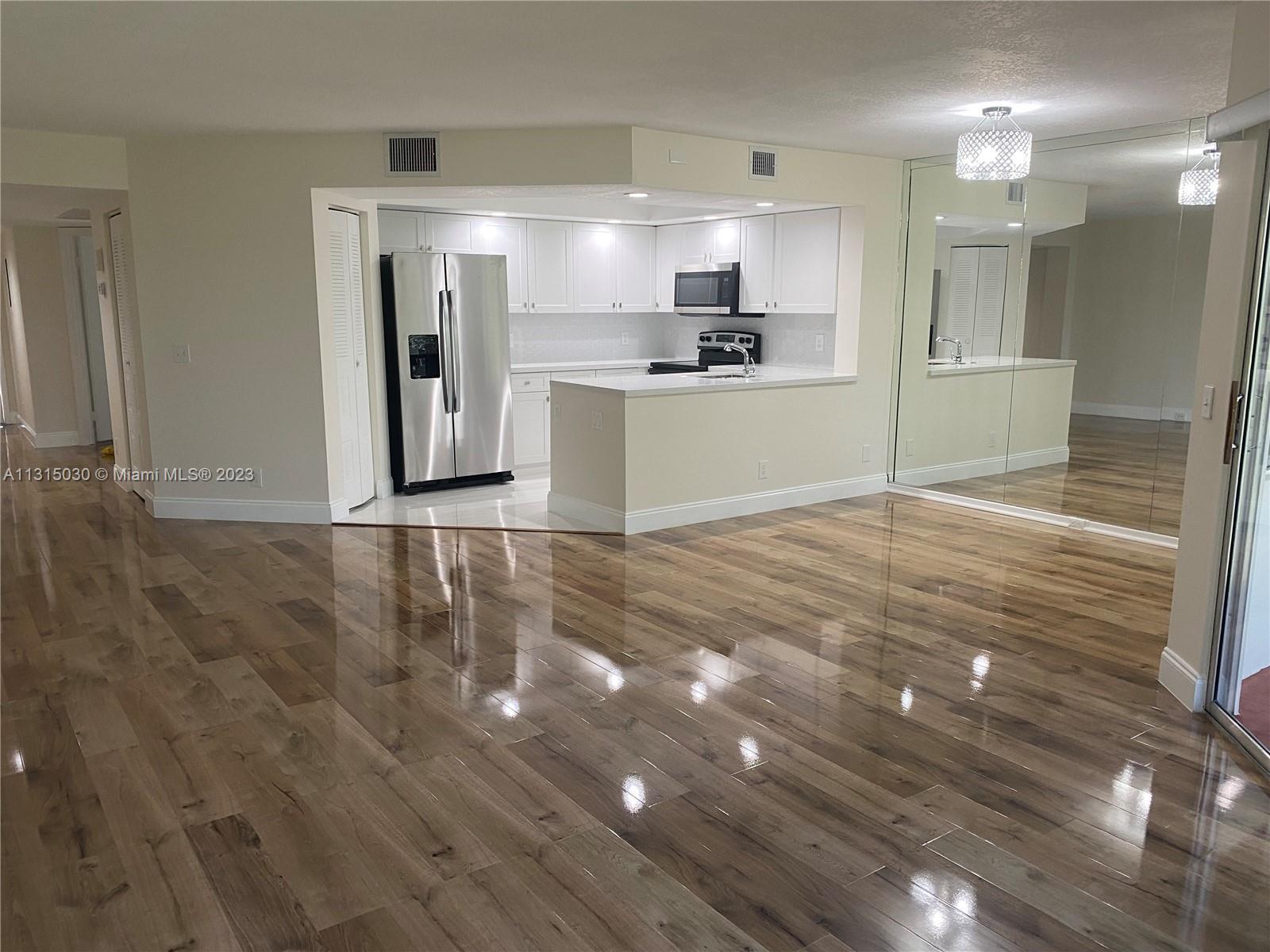 Photo of 1200 SW 125th Ave #403L in Pembroke Pines, FL