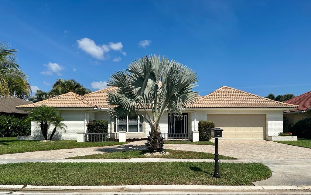 Photo of 2855 Biarritz Dr in Palm Beach Gardens, FL