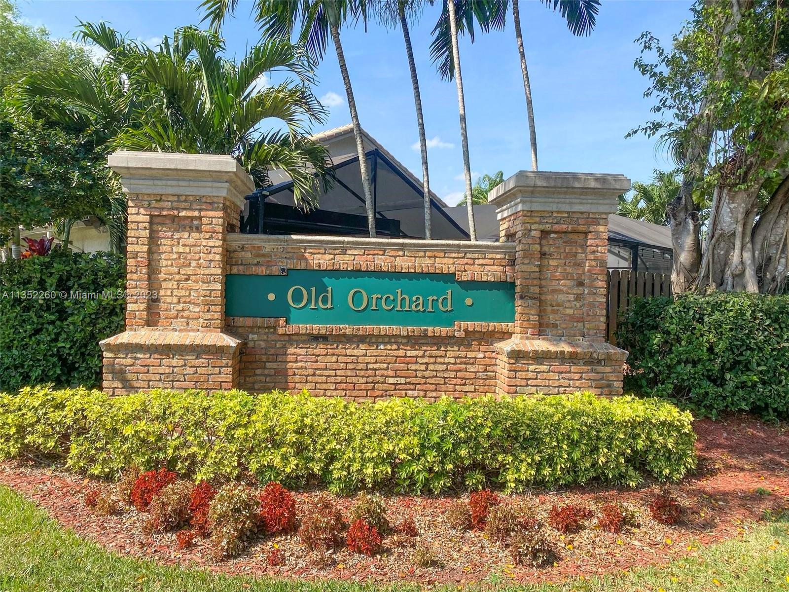 Photo of 3248 Beechberry Cir in Davie, FL
