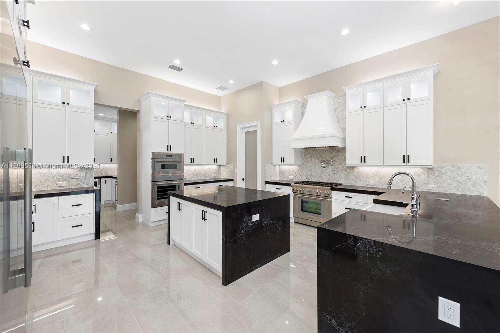Photo of 11957 SW 14th Pl in Davie, FL