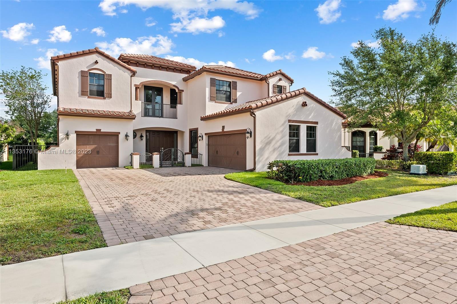 Photo of 8731 NW 41st St in Cooper City, FL