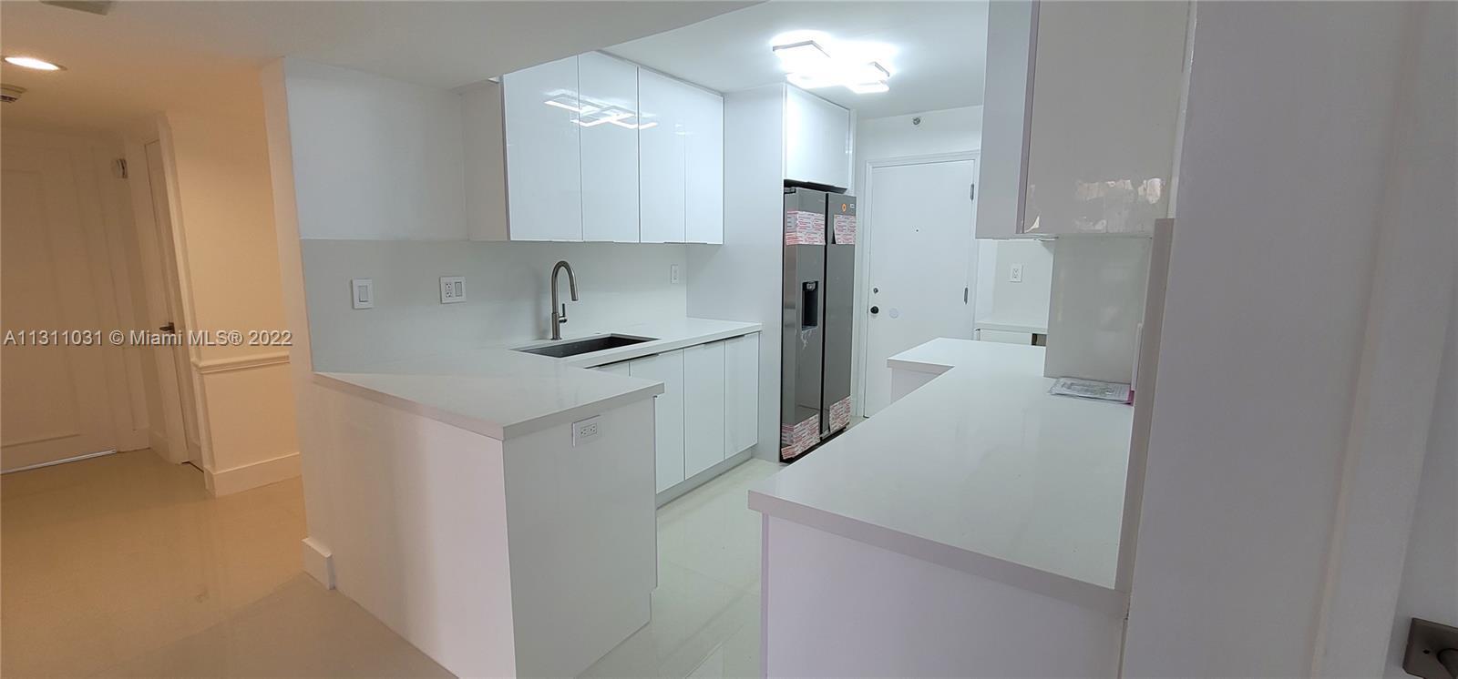 Photo of 150 Ocean Lane Dr #8F in Key Biscayne, FL