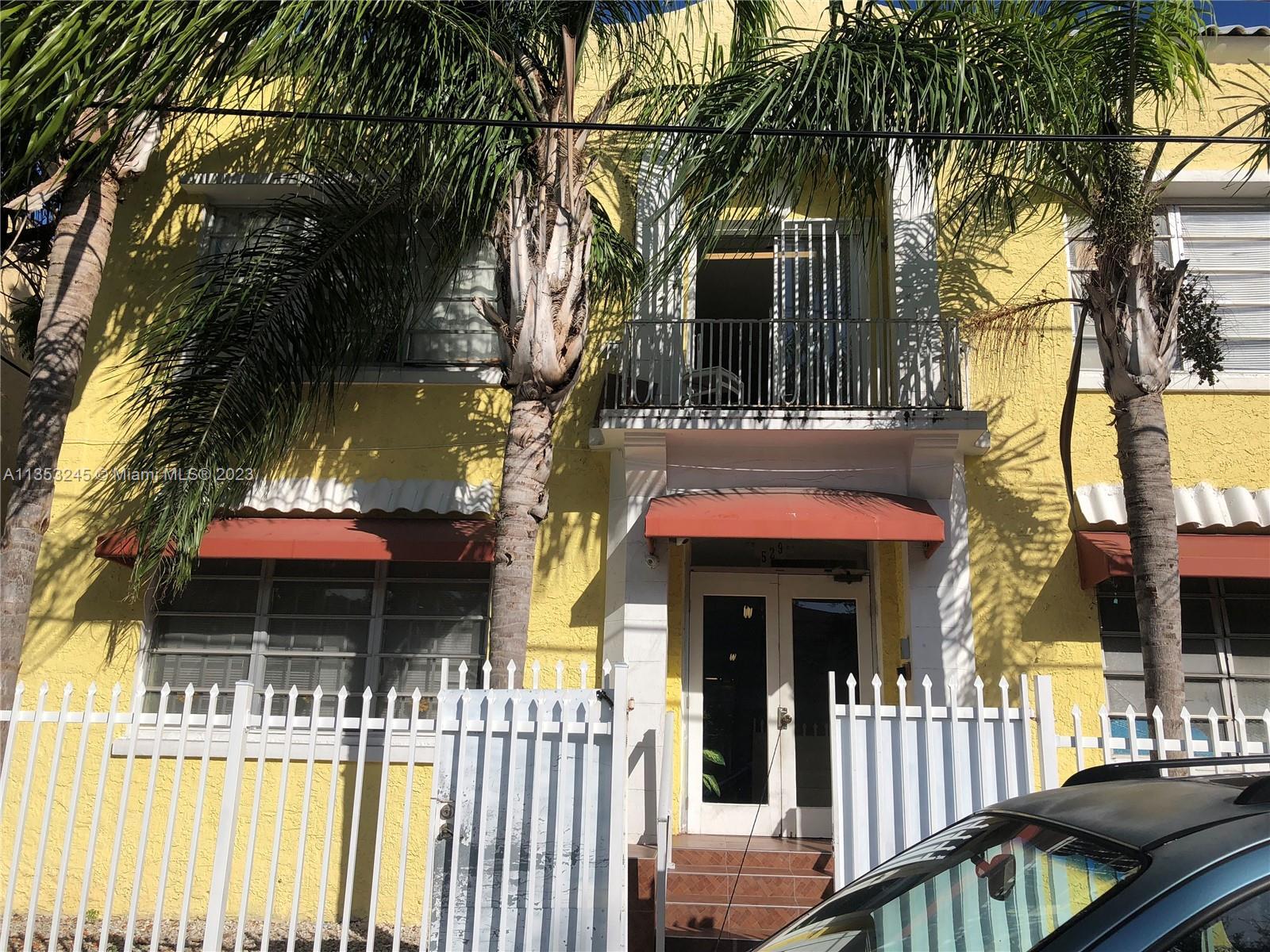 Photo of 529 SW 7th Ct in Miami, FL