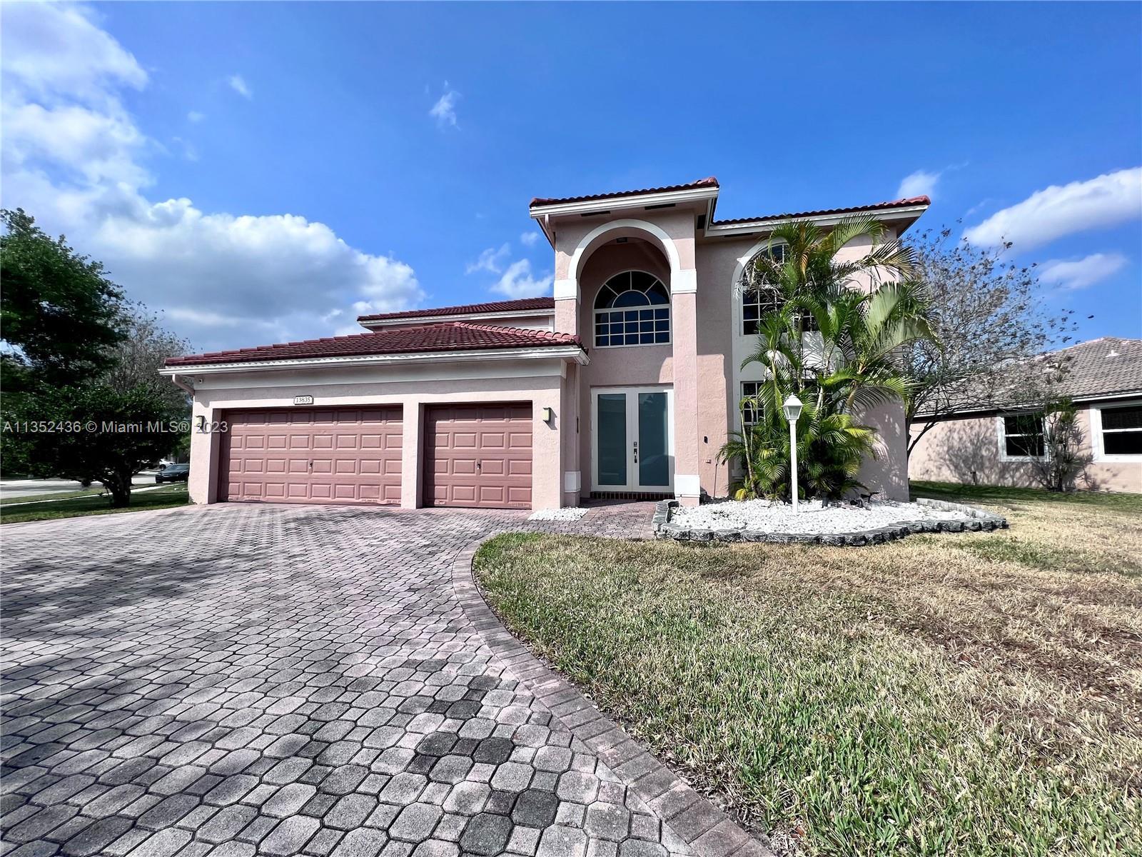 Photo of 13835 NW 11th St in Pembroke Pines, FL