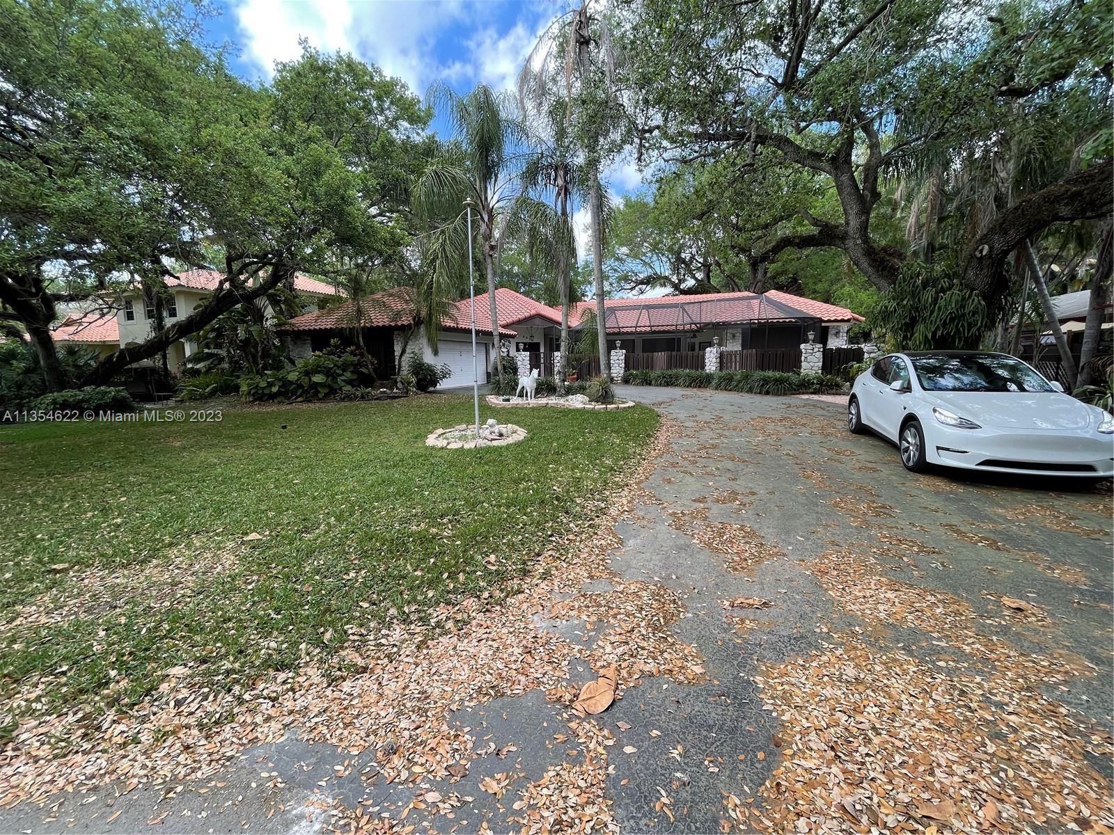 Photo of 3911 SW 56th Ct in Dania Beach, FL