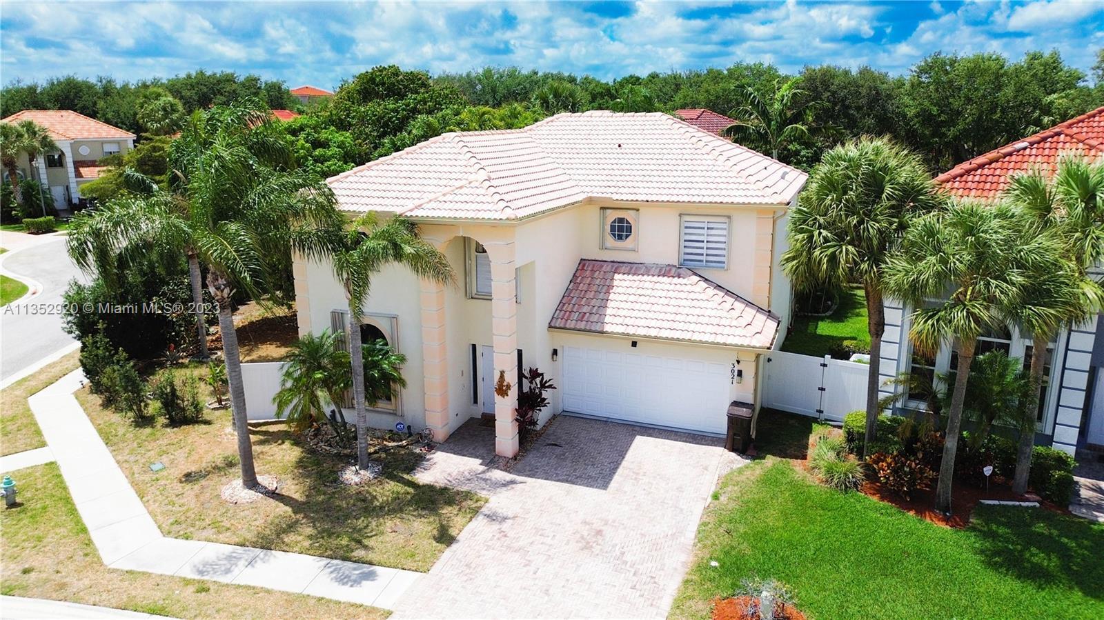 Photo of 3021 El Camino Real in West Palm Beach, FL