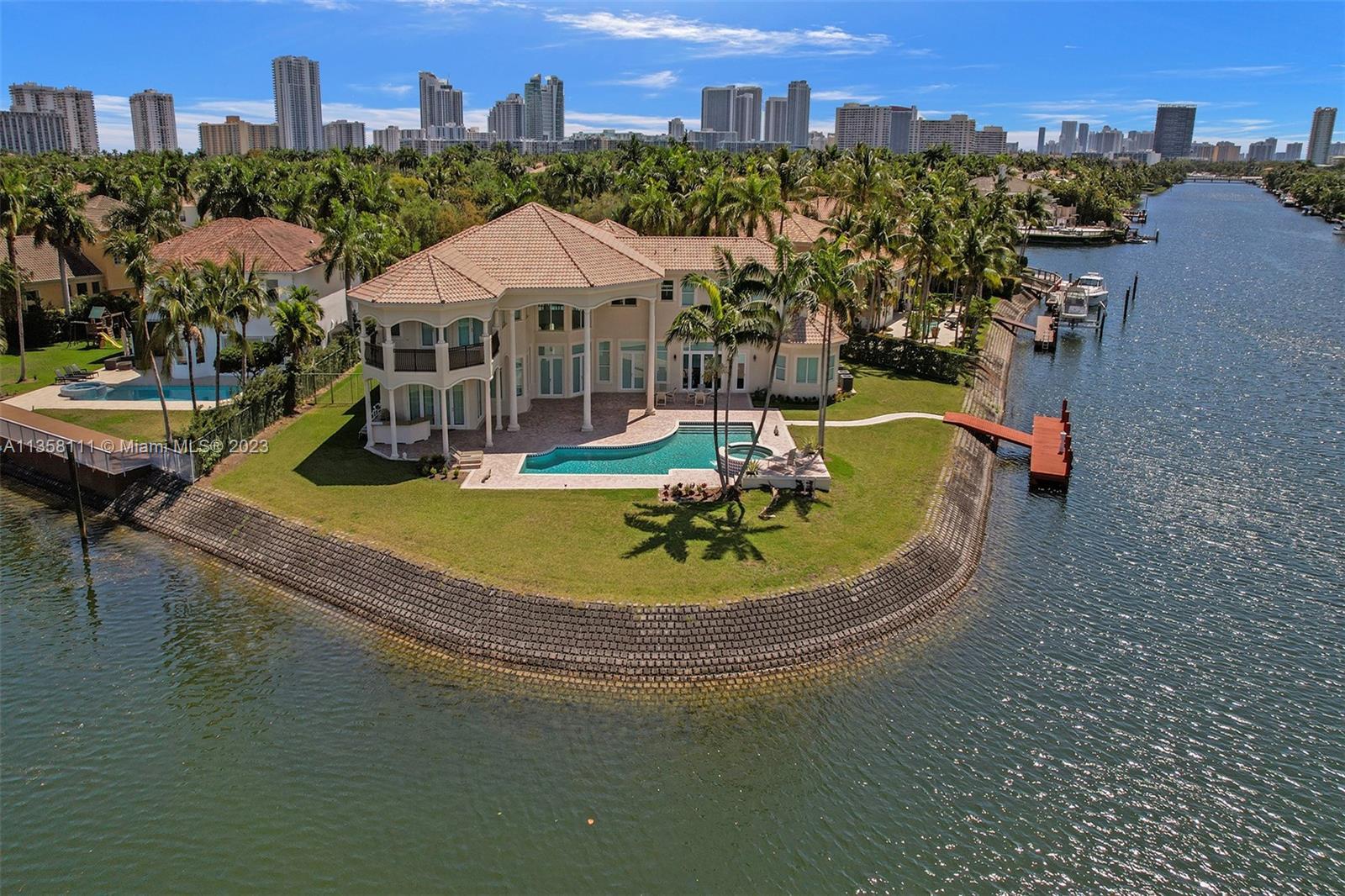 Photo of 1130 Harbor Ct in Hollywood, FL