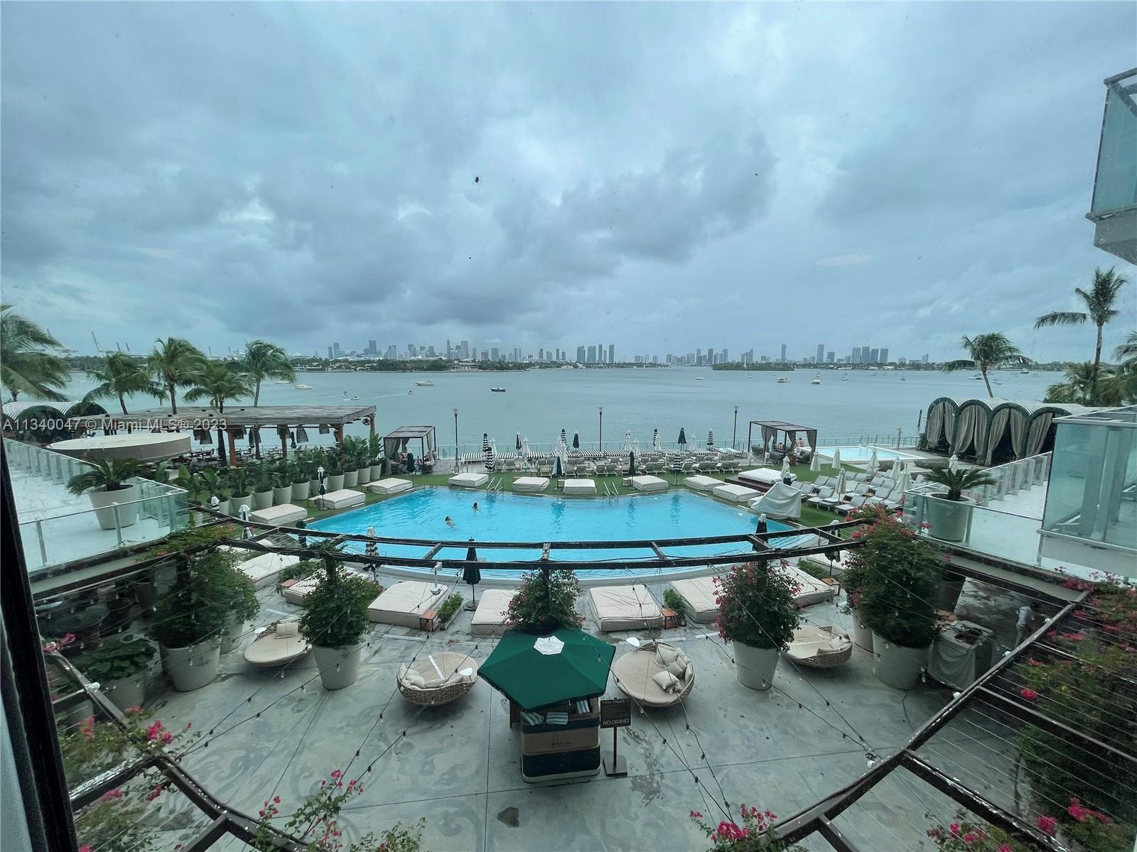 Photo of 1100 West Ave #418 in Miami Beach, FL