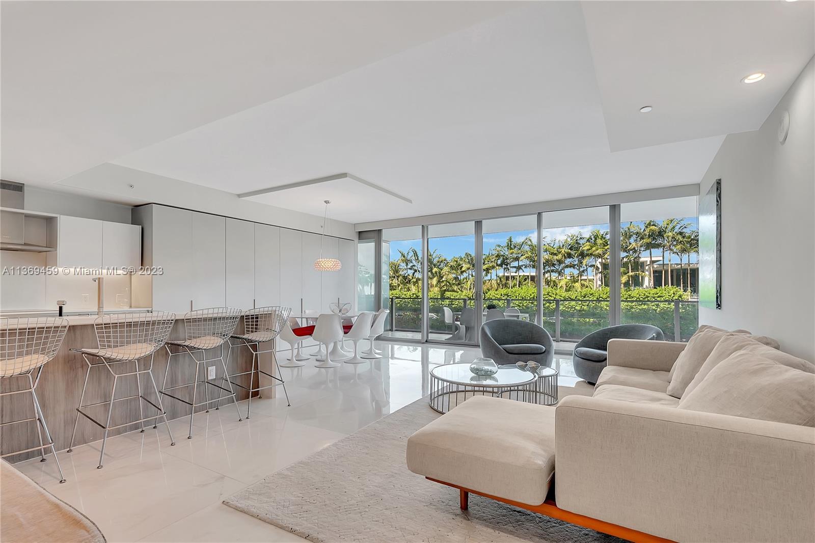 Photo of 360 Ocean Dr #205S in Key Biscayne, FL