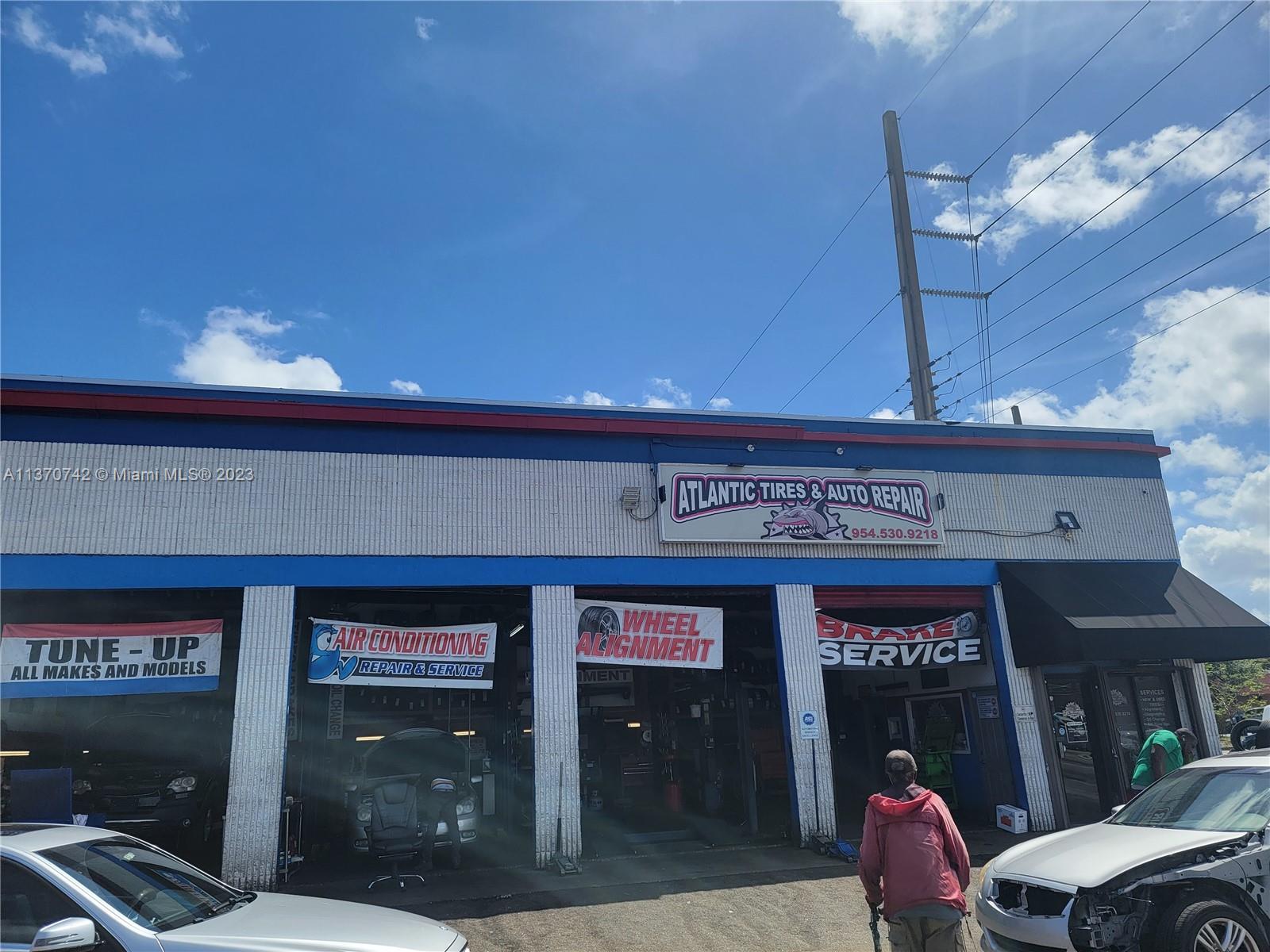 Photo of 3090 W Broward Blvd in Fort Lauderdale, FL