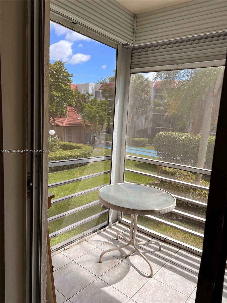 Photo of 3776 Inverrary Blvd #207R in Lauderhill, FL
