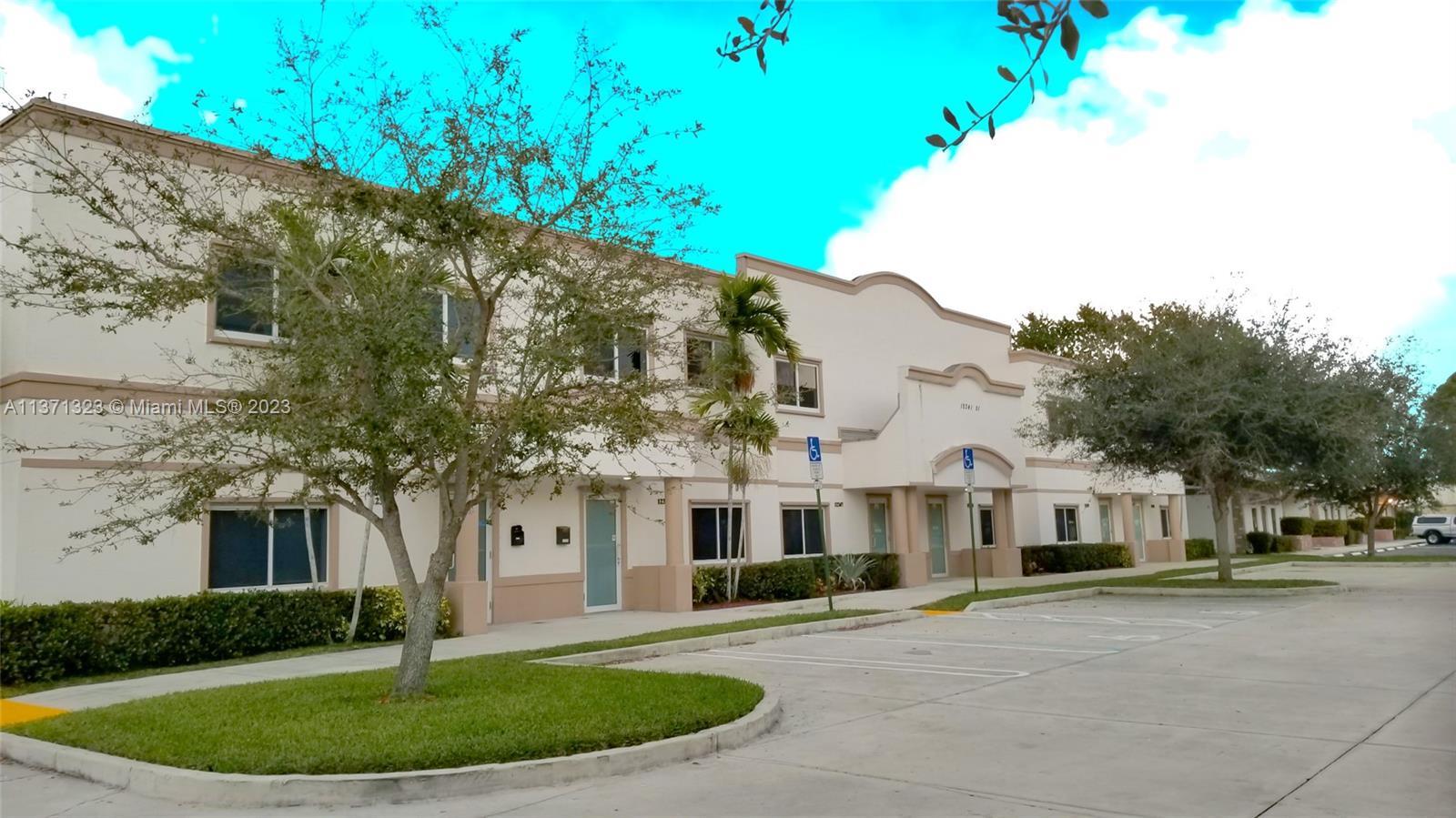 Photo of 12341-12351 NW 35th St in Coral Springs, FL