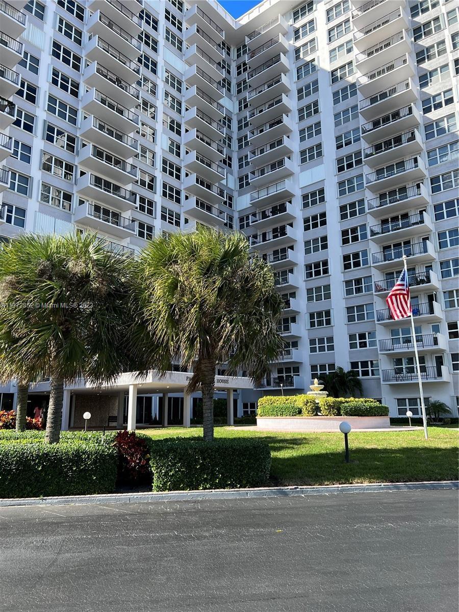 Photo of 405 N Ocean Blvd #315 in Pompano Beach, FL
