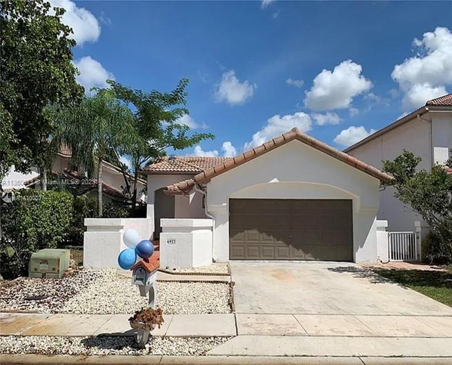 Photo of 6977 Charlotte Ct in Margate, FL