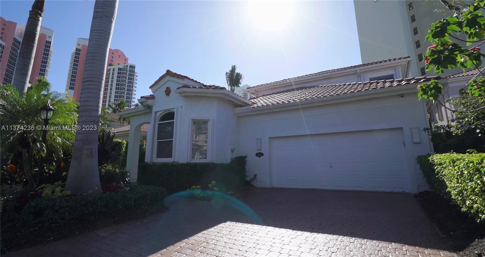 Photo of 3988 194th Ln in Sunny Isles Beach, FL