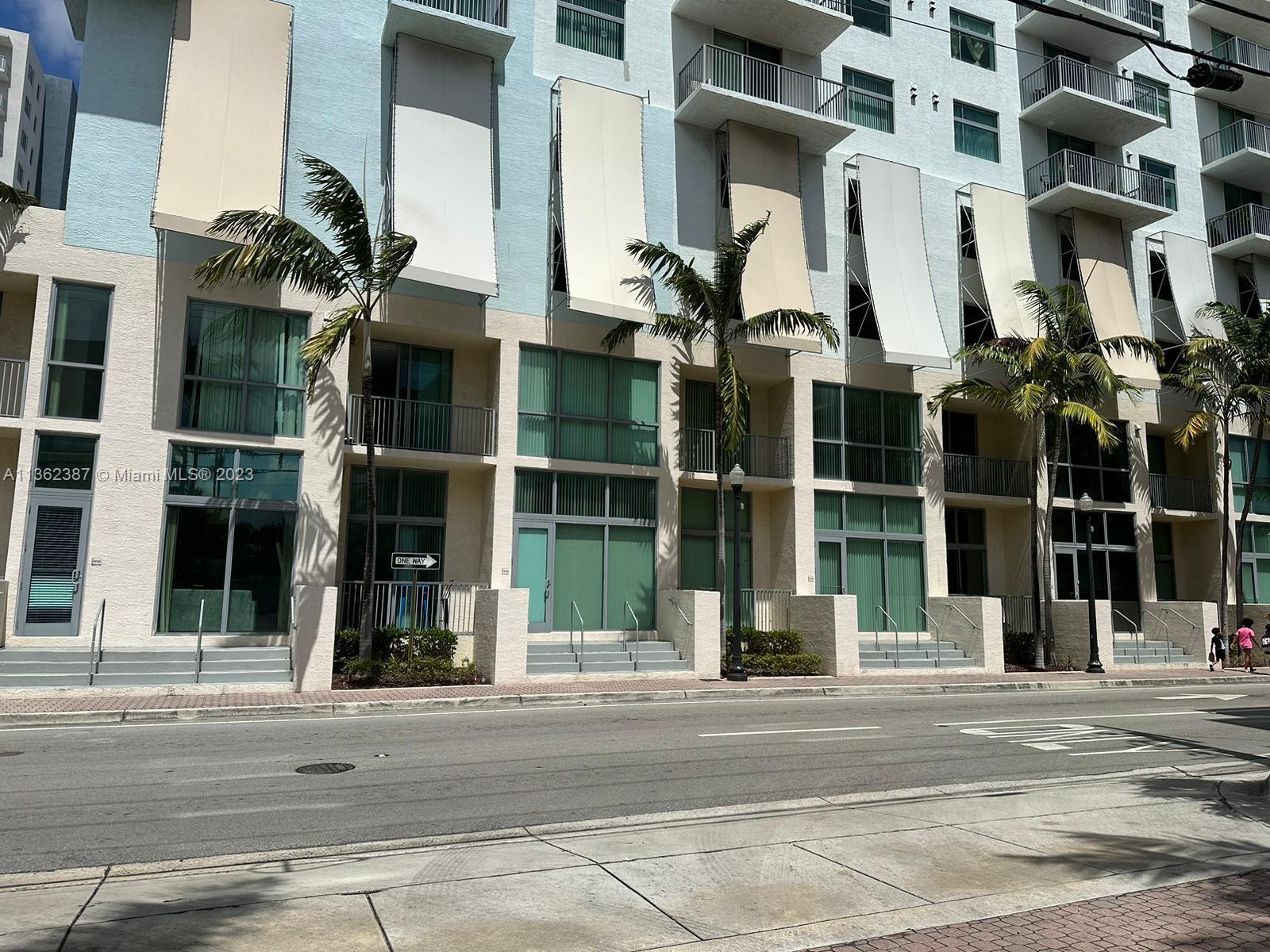 Photo of 140 S Dixie Hwy #TH101 in Hollywood, FL