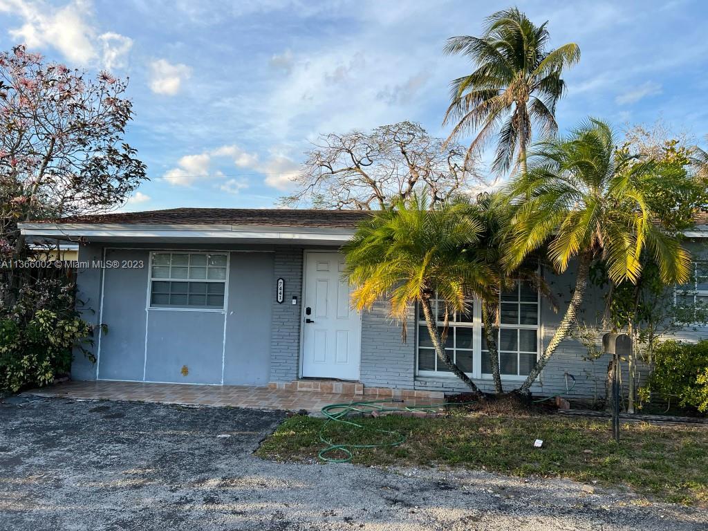 Photo of 7441 Sheridan St in Hollywood, FL