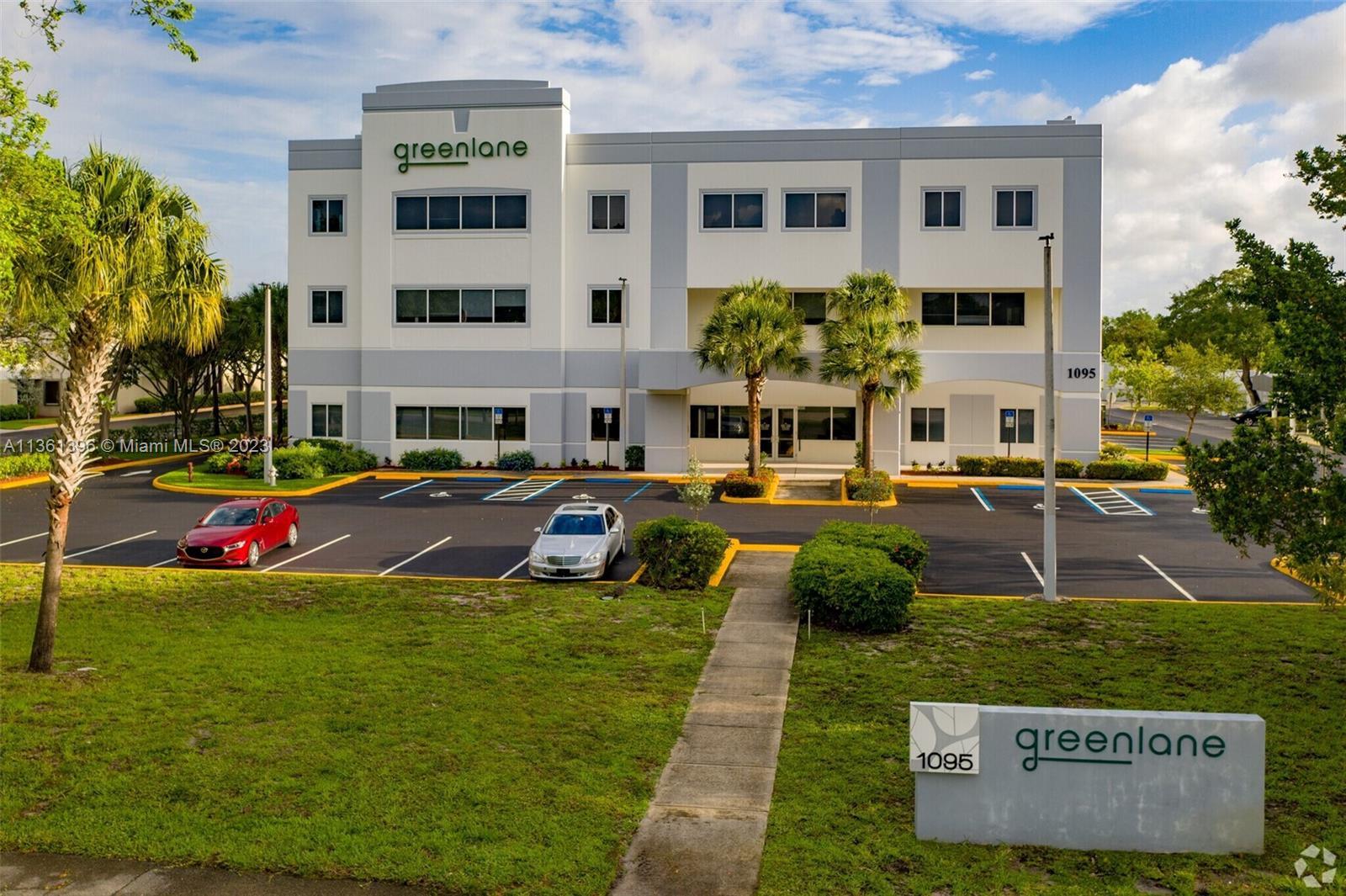 Photo of 1095 NW Broken Sound Pky NW in Boca Raton, FL