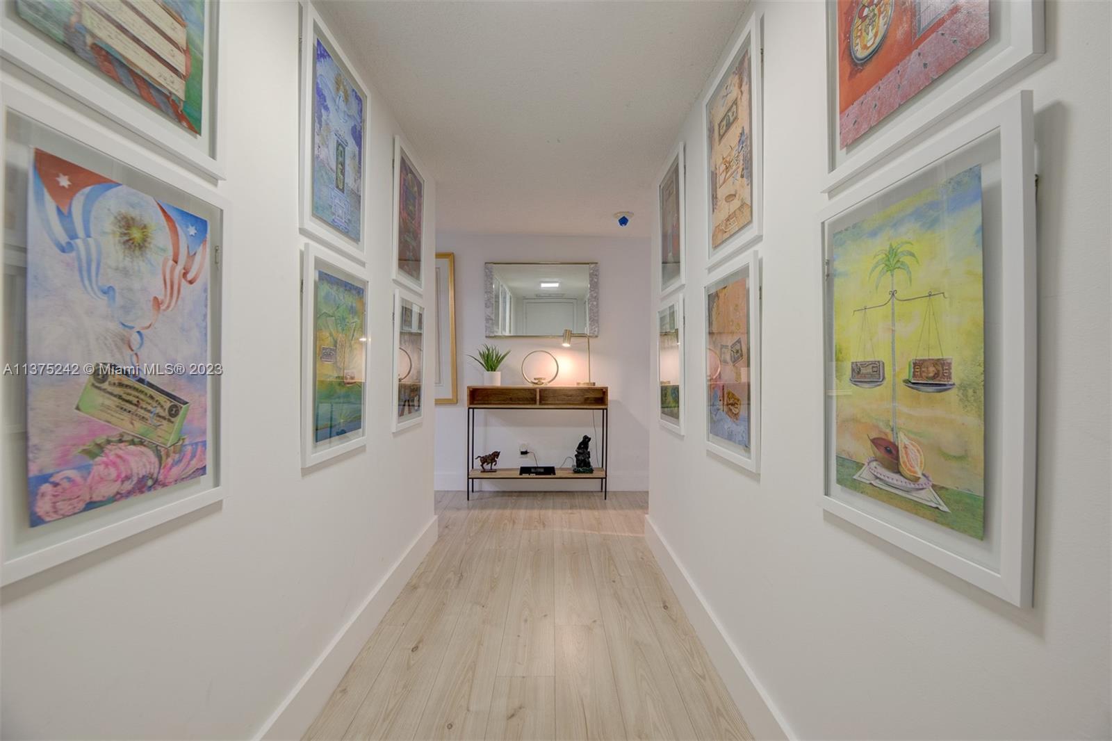 Photo of 150 Ocean Lane Dr #2C in Key Biscayne, FL